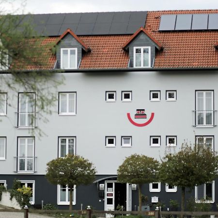 Hotel Zur Sonne Waren  Zewnętrze zdjęcie
