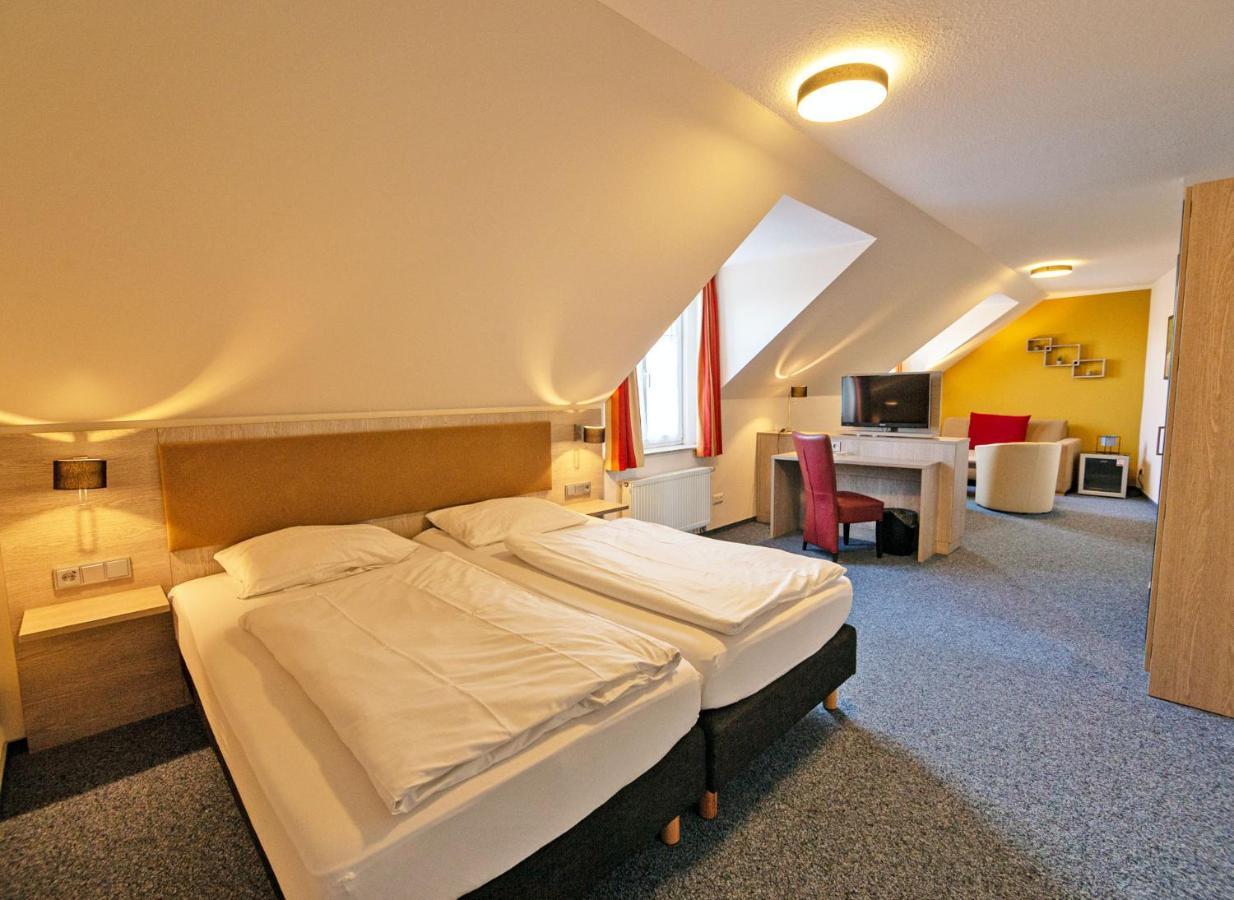 Hotel Zur Sonne Waren  Zewnętrze zdjęcie